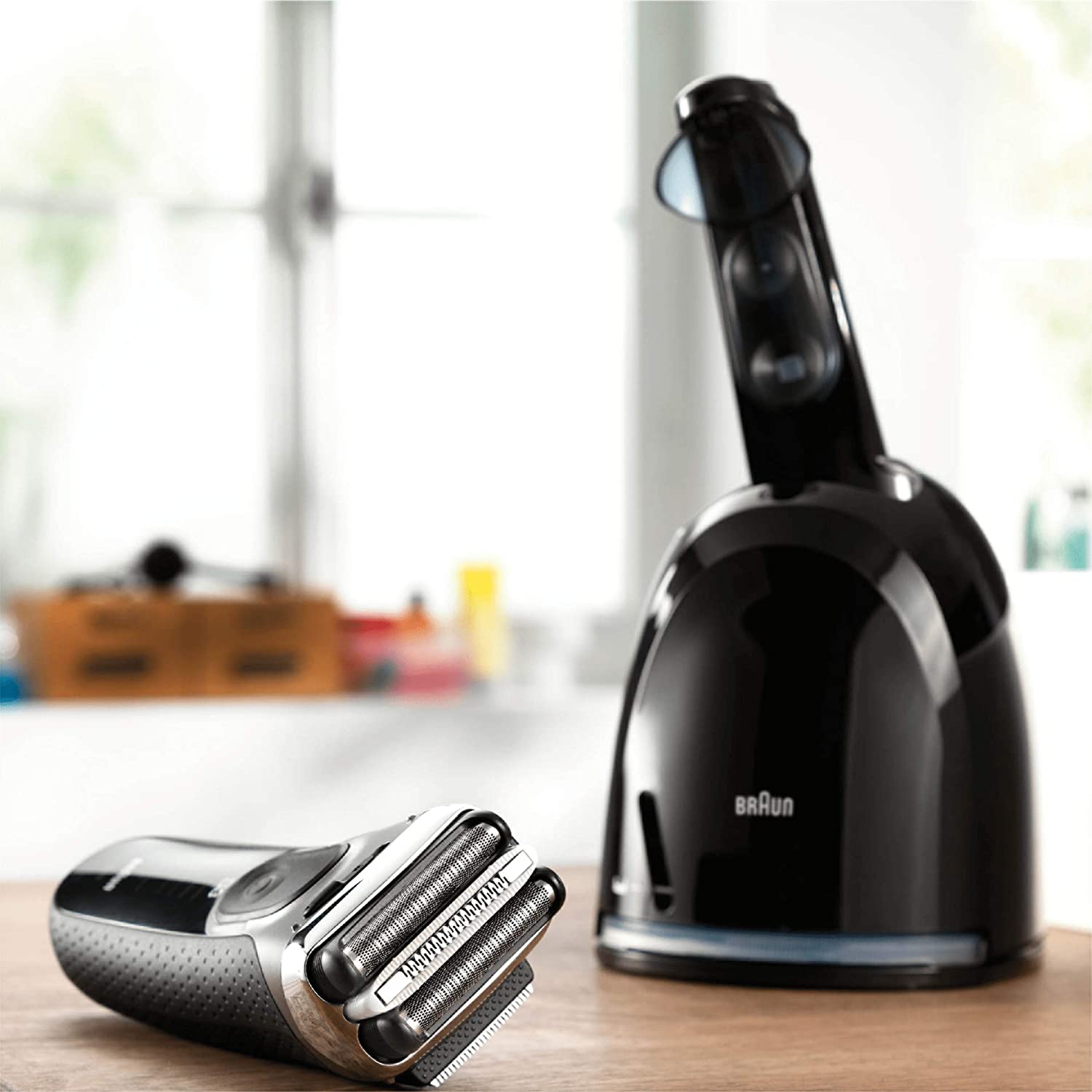Braun Series 3 ProSkin Electric Shaver For Men With Precision Trimmer, Rechargeable and Cordless, 100% Waterproof, UK 2 Pin Plug, 3000s, Black Razor - Image 4