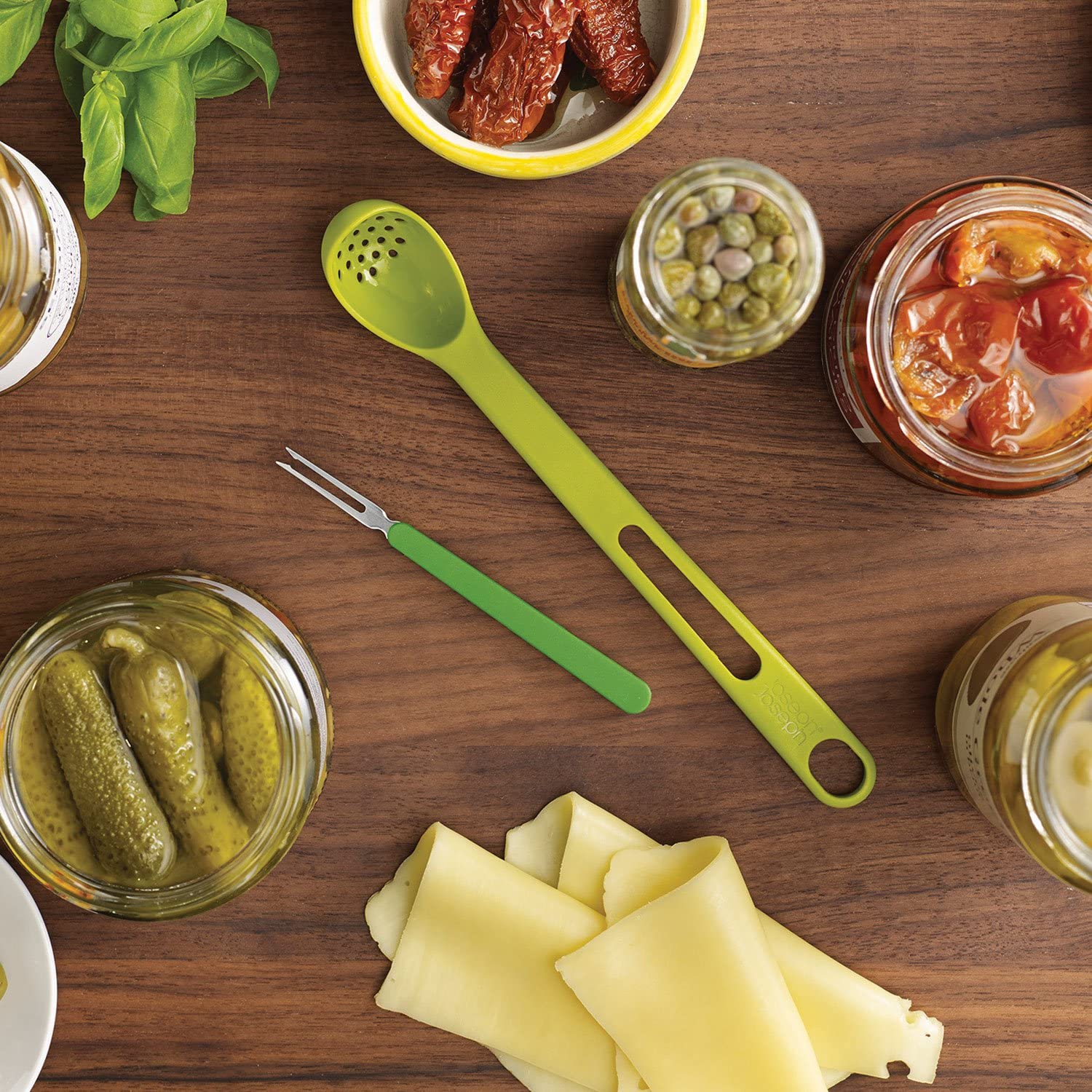 Joseph Joseph 2-Piece Scoop and Pick Jar Spoon and Fork, for Olives in Jars - Green, 48 - Image 4