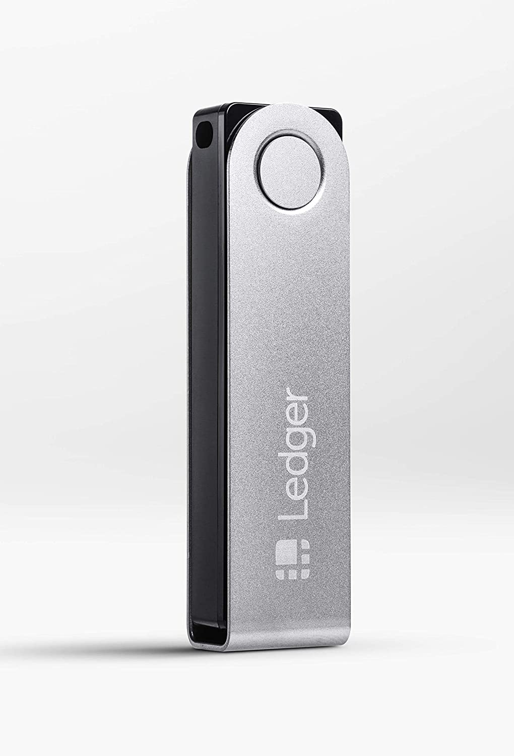 Ledger Nano X crypto wallet signer - Securely manage all your crypto assets with this Bluetooth enabled classic - Onyx Black - Image 2
