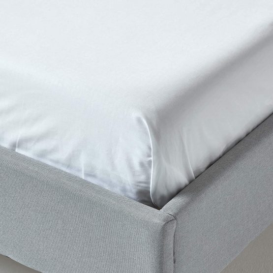 HOMESCAPES White Pure Egyptian Cotton Flat Sheet Super King 200 TC 400 Thread Count Equivalent Bed Sheet - Image 3