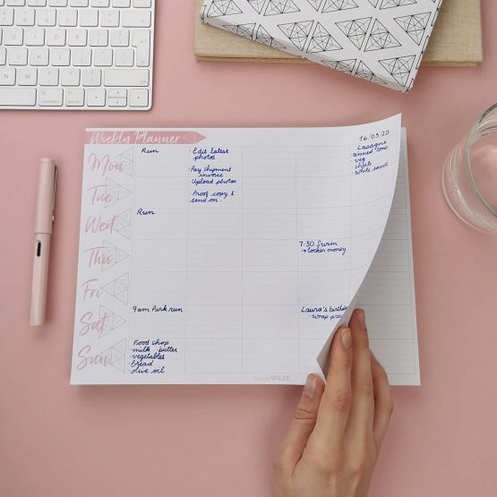 Tabitha Wilde A4 Weekly Planner Calendar Notepad 55 Sheets (White, Pink) - Image 4