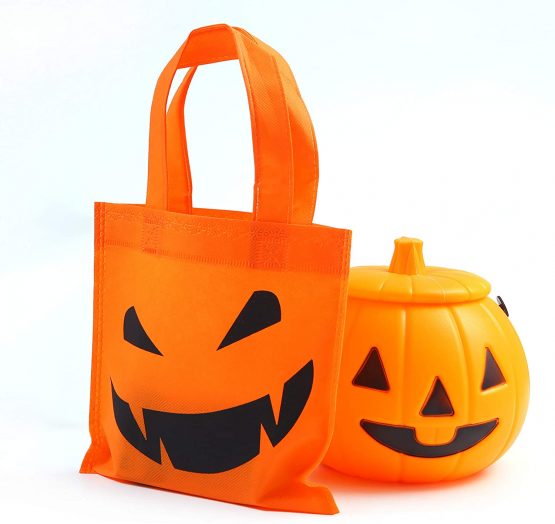ELCOHO 30 Packs Halloween Non-woven Bags Pumpkin Bags Trick or Treat Bags Party Goody Tote Gift Bag with Handles Party Favors, 8 by 8 Inches, 10 Styles - Image 4