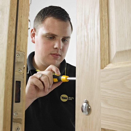Yale P-M550-CH-78 5 Lever Mortice Sashlock, Visi Pack, Suitable for External Doors, Chrome Finish, 3 Inch/76 mm - Image 4