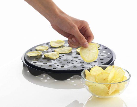 Mastrad Kitchen Stainless Steel Double Sided Zester Grater with Guided Guard- Ergonomic Handle, Non-Slip Edge, Dishwasher Safe, Black - F21952 - Image 3
