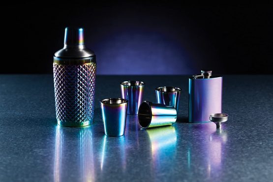 BarCraft BCCSSTUDRBOW Studded Glass Cocktail Shaker, 300 ml (10.5 fl oz) - Rainbow-Pearl Iridescent Finish, 8 x 8 x 17.5 cm - Image 2