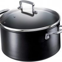 Le Creuset Toughened Non-Stick Deep Casserole Pot with Glass Lid, 18 cm, Black, 962006180
