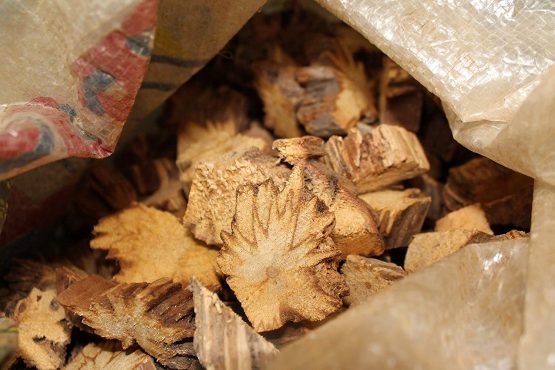 Natural incense Palo Santo Holy Wood Jiri & Friends Fair trade 100% natural 15 sticks. - Image 4