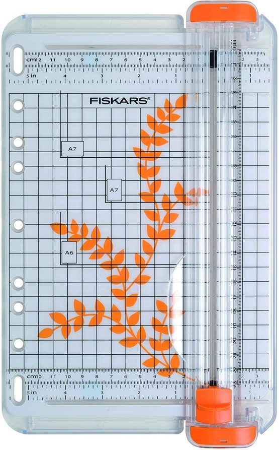 Fiskars Portable Surecut Paper Trimmer 22 cm - A5, With Cutting Line Guide, 1004637