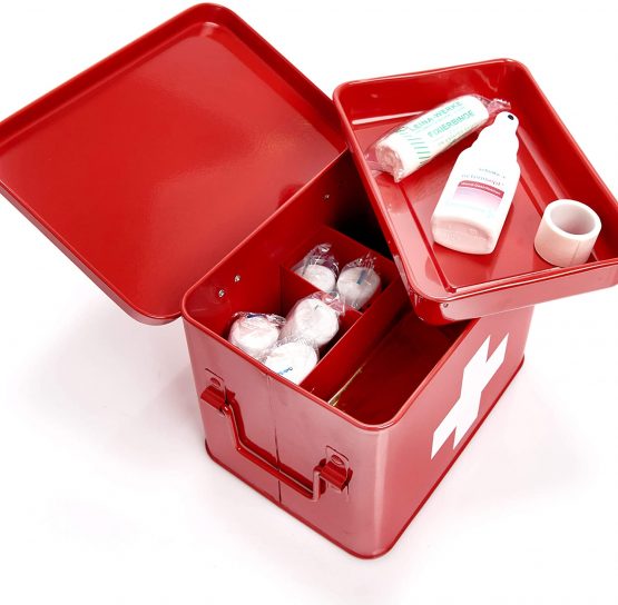 Zeller First Aid box 21,5x16x16cm in red, Metal, 21.5 x 16 x 16 cm - Image 3