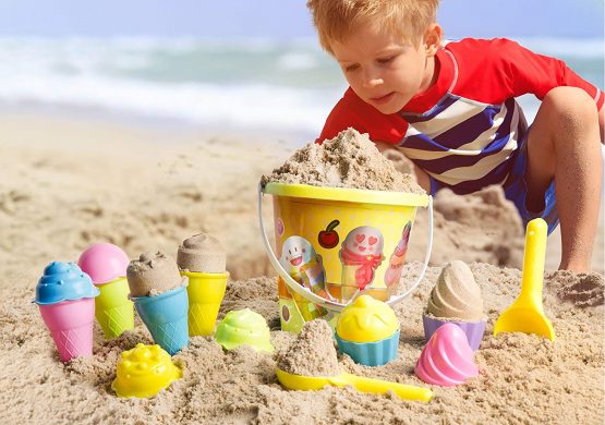 Top Race Beach Set, Ice Cream and Cake Series Mould Set, 14 Piece Set with Large 9 Inch Ice Cream Bucket, Yellow or Blue (Yellow) - Image 3