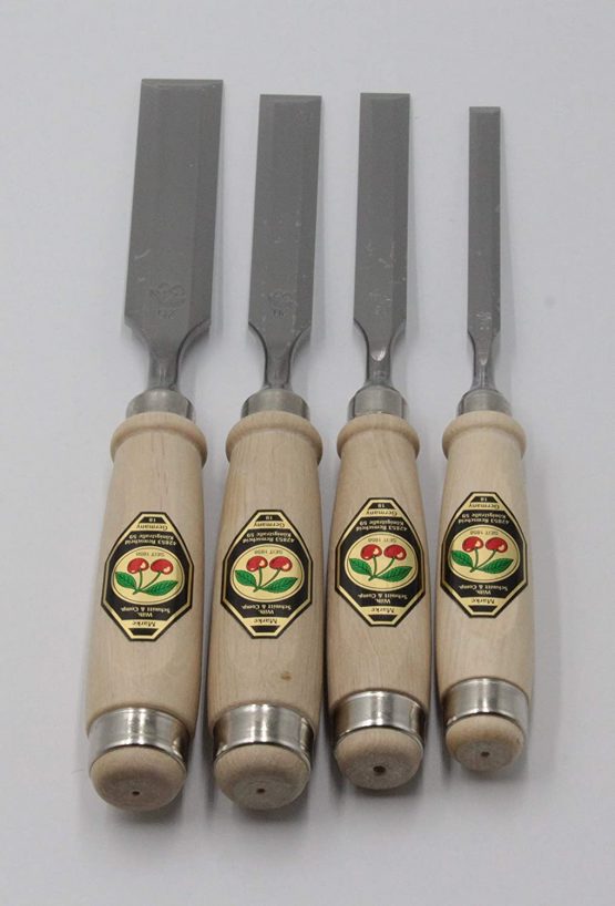 Kirschen 1151000 Firmer Chisel Set with Horn Beam Handle in Leather Roll, Beige/Silver, Set of 4 Pieces - Image 2