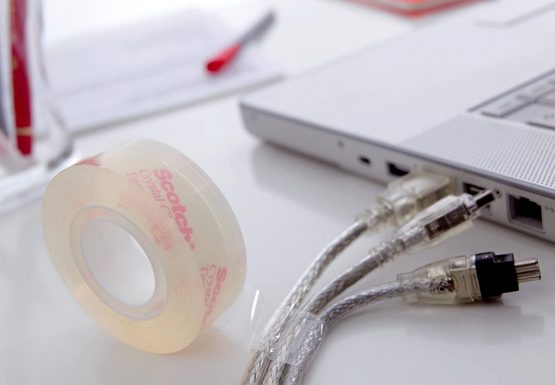 Scotch-Tape Dispenser Including 1 Roll of Crystal Tape 19 MM x 15 M, highly transparent - Image 3