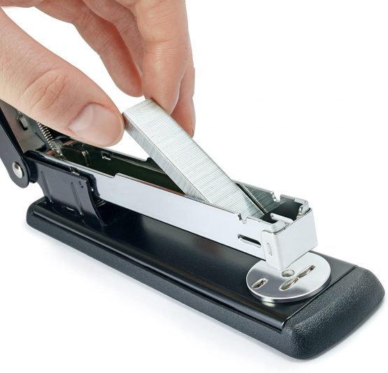 Rapesco 1471 Germ-Savvy Antibacterial, Marlin Stapler & R4 Staple Remover & 5.000 26/6 mm Staples, Black - Image 4