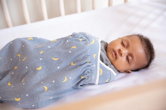 Ergobaby Ergonomic Baby Swaddle Wrap for Newborns, with Hip Positioner & Arm Pouches, 100% Breathable Cotton, Stellar - Image 3