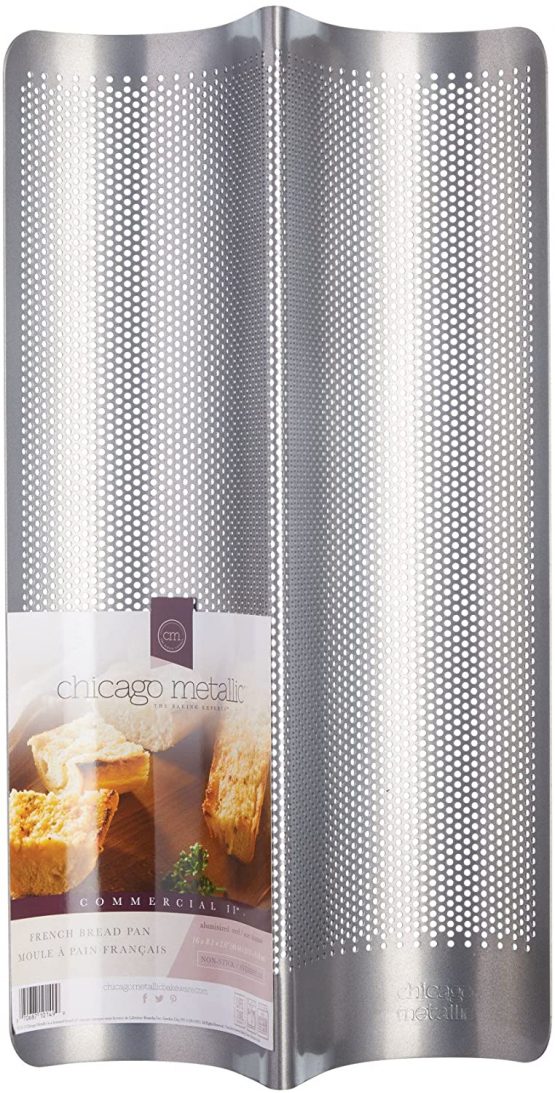 Chicago Metallic Commercial II Aluminium Non-Stick Perforated French Bread Baking Tin, 41 x 20.5 x 6.5 cm (16" x 8" x 2.5") - Image 2