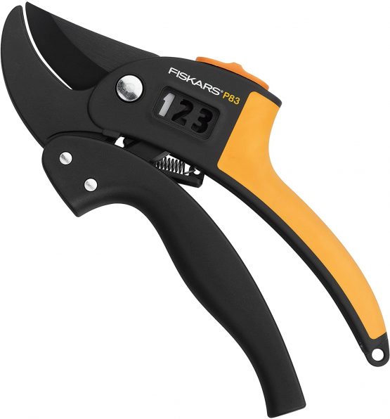 Fiskars PowerStep Pruner Anvil P83, Cutting diameter: 2.4 cm, Steel blades with non-stick coating, Length: 19 cm, Black/Orange, 1000575