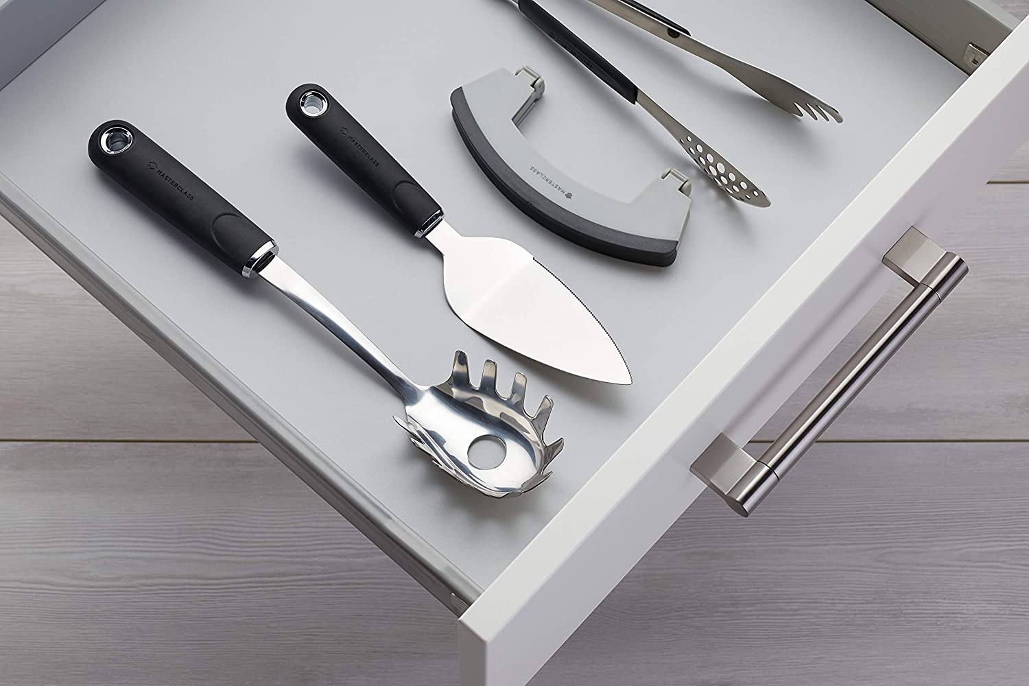 MasterClass Smart Space Folding Mezzaluna Herb Chopper, Stainless Steel/Plastic, Grey, 15.5 x 12.5 cm, Silver - Image 3
