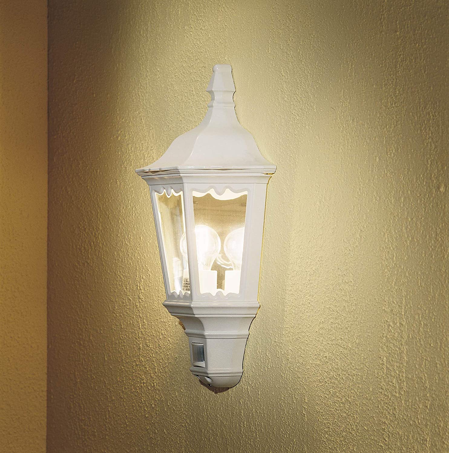 Konstsmide Outdoor Wall Light Mains Powered/Firenze Flush Traditional Lantern with PIR Sensor Motion Detector/1 x 100 W E27 Max Lamp/Clear Acylic Glass/Aluminium/IP43/Outside Light Matt White - Image 3