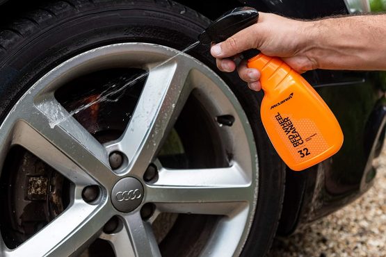 McLaren Red Wheel Cleaner - Image 3