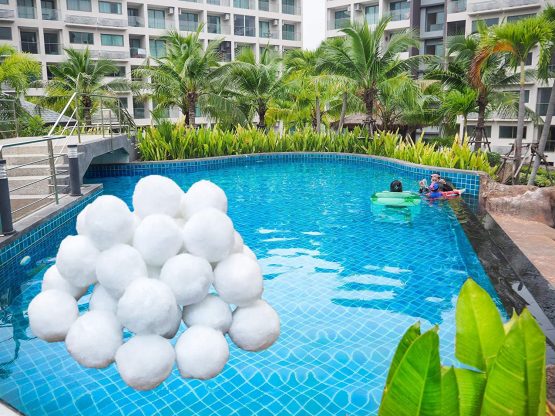 KATELUO 700g Filter Balls, Pool Filter Balls, Fiber Filter Media for Swimming Pool Sand Filters Media Water Filtering (Equals 25kg Pool Filter Sand), Eco-Friendly, Lightweight & Durable (White) - Image 4