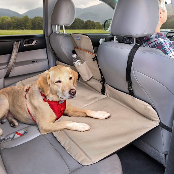 Kurgo Barrier and Rear Seat Extender for Dogs, Suitable for Most Cars and Jeeps, Supports Dogs Up to 45 kg, Reversible, Black/Hampton Sand, Backseat Bridge