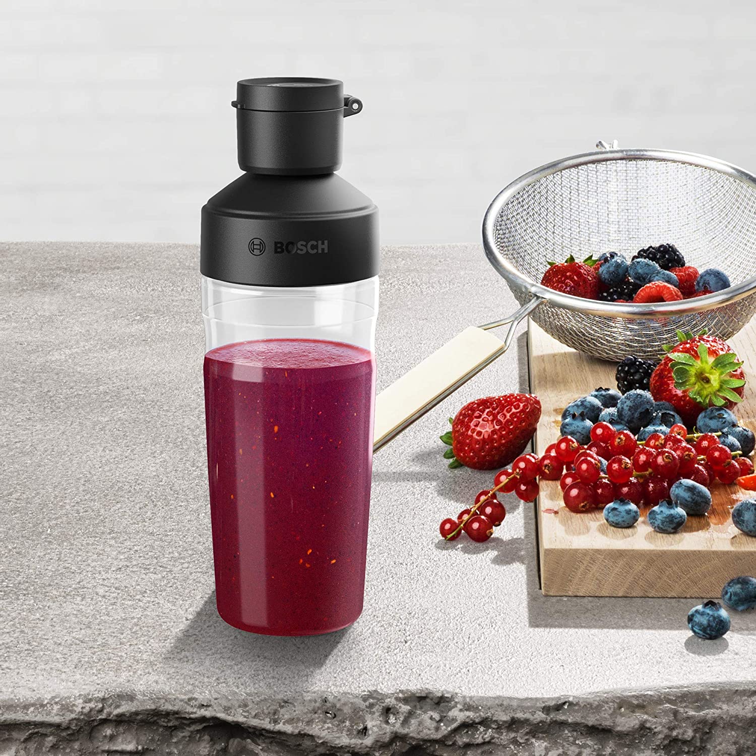 Bosch Hausgeräte Bosch MMZV0BT1 Vacuum ToGo Bottle, Tritan, BPA-Free, Shatterproof, Odourless, Tasteless, 500 ml - Image 3