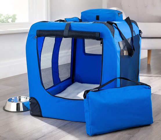Large Pet Carrier Crate with Reversible Fleece Mat - Image 3