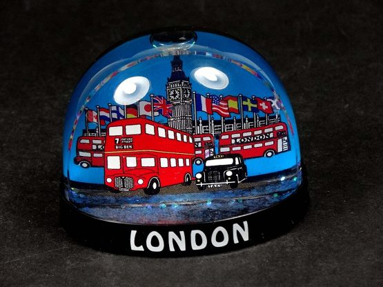 Snowstorms London Collectable London Souvenir - Image 3