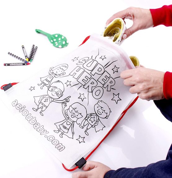 10 Pencil Cases Color Your Own | 10 Individual Bags with 5 Coloured Crayons and a Balloon | Children's Gift for Parties and Birthdays - Image 4