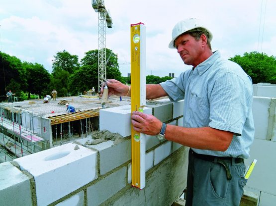 Stabila 96-2-K Double Plumb Masons Level 16403 80cm STB962K80 - Image 3