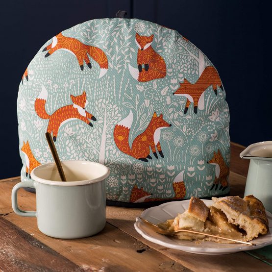 Ulster Weavers Foraging Fox Tea Cosy - Image 2