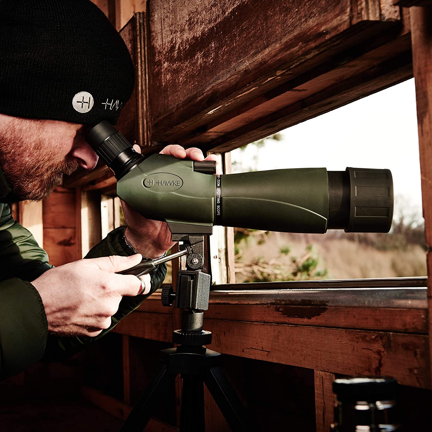 Hawke Vantage 24-72x70 Spotting Scope, Green - Image 4