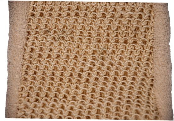 Bamboo and Natural Sisal Massage Mitt, Exfoliation and Cleansing Glove with Ultra-Soft Bamboo and Sisal Fibres - Image 3
