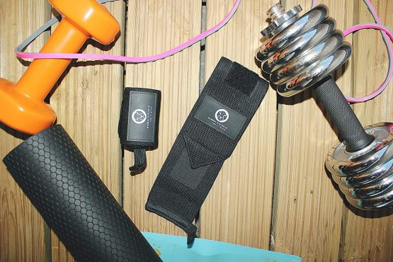 Mammal Strength Wrist Wraps - Premium Heavy Duty Wrist Support with Thumb Loop - Black or White - Gymnastics, Weightlifting, Gym training, Powerlifting - Image 4