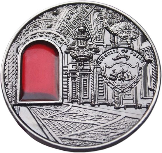 Moscow Kremlin 3D Big 55mm Diameter Russian Commemorative & collectable Coin - Image 2