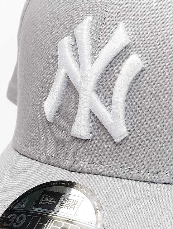 New Era Men's 39thirty League Basic Neyyan New Era Men's MLB Basic NY Yankees 39Thirty Stretch Back Baseball Cap,10298279 , Grey/White , L/XL - Image 3