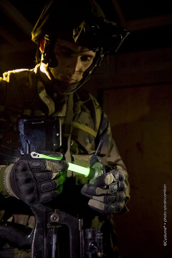 Cyalume ChemLight Military Grade Chemical Light Sticks, Green 6" Long, 12 Hour Duration (Pack of 10) - Image 3