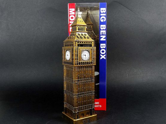 London Big Ben Money Box Made of Plastic with Metal Parts - Image 4
