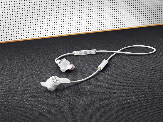 Bang & Olufsen Beoplay E6 Motion In - Ear Wireless Earphones - Active Earphones, White - Image 2