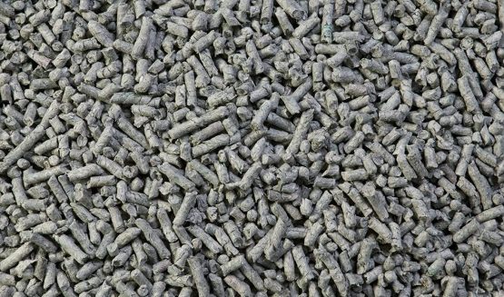 Breeder Celect Recycled Paper Cat Litter 30L - Image 2