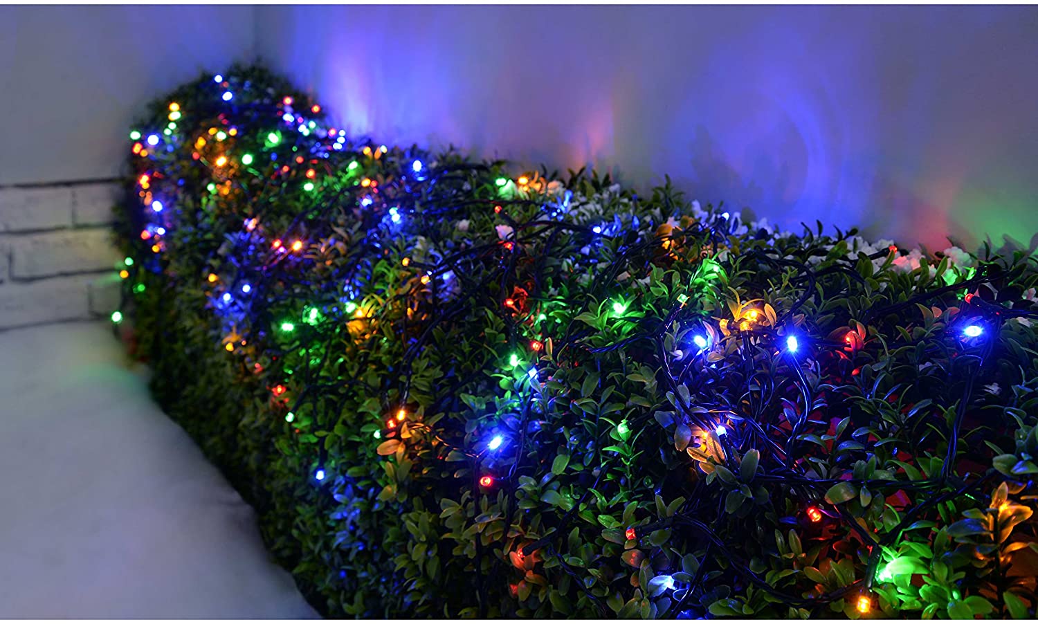 WeRChristmas WRC-4076 Outdoor Battery Operated Multi-Function LED Lights with Timer, 20 m - 200-LED, Multi-Colour - Image 3