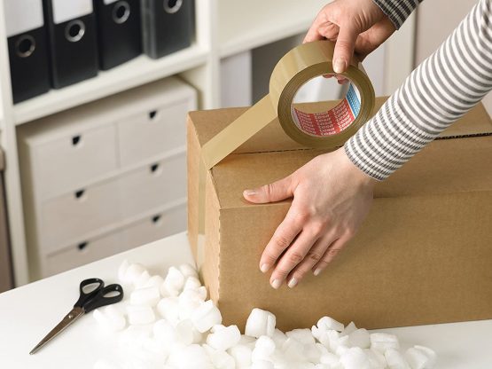 tesapack Ultra Strong - PVC Packing Tape for Firm Packaging and Secure Packing - transparent - 66 m x 50 mm - Image 2