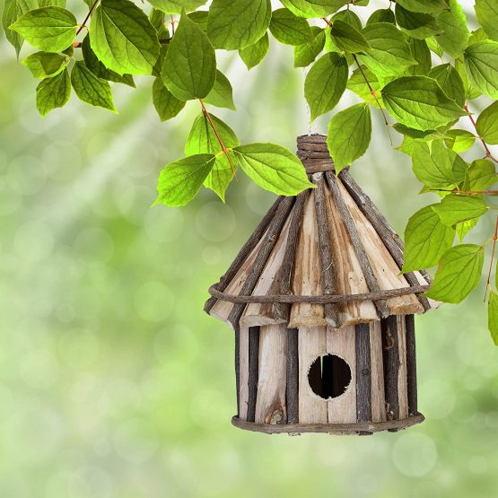 Relaxdays, Natural Hanging Decor Birdhouse, Untreated Wood, Balcony, Patio, Garden, Nesting Aid, 25 x 20 cm - Image 2