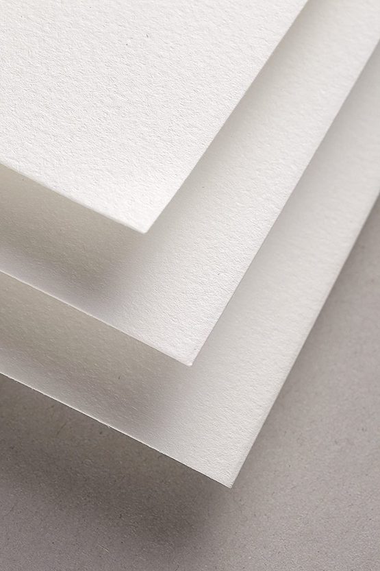 Clairefontaine White Grained Drawing Paper Glued Pad, 180 g, 29.7 x 29.7 cm, 30 Sheets - Image 2