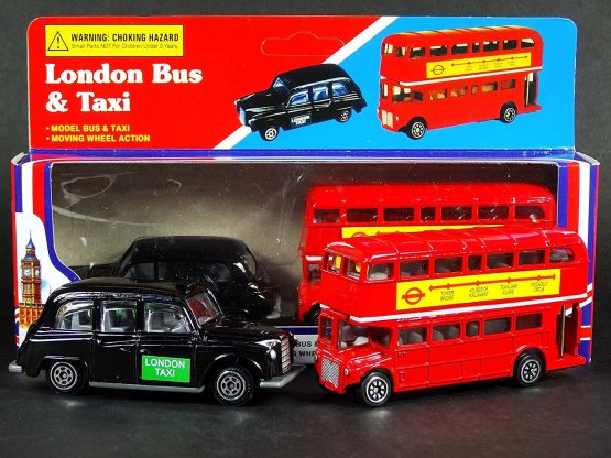Diecast Genuine London Bus and London Taxi Set (Mini) Souvenir - Moving Wheel Action - Sightseeing - Hop On Hop Off - Toy - 5 Passenger Cab - Hackney Cab - London Souvenir - Image 3