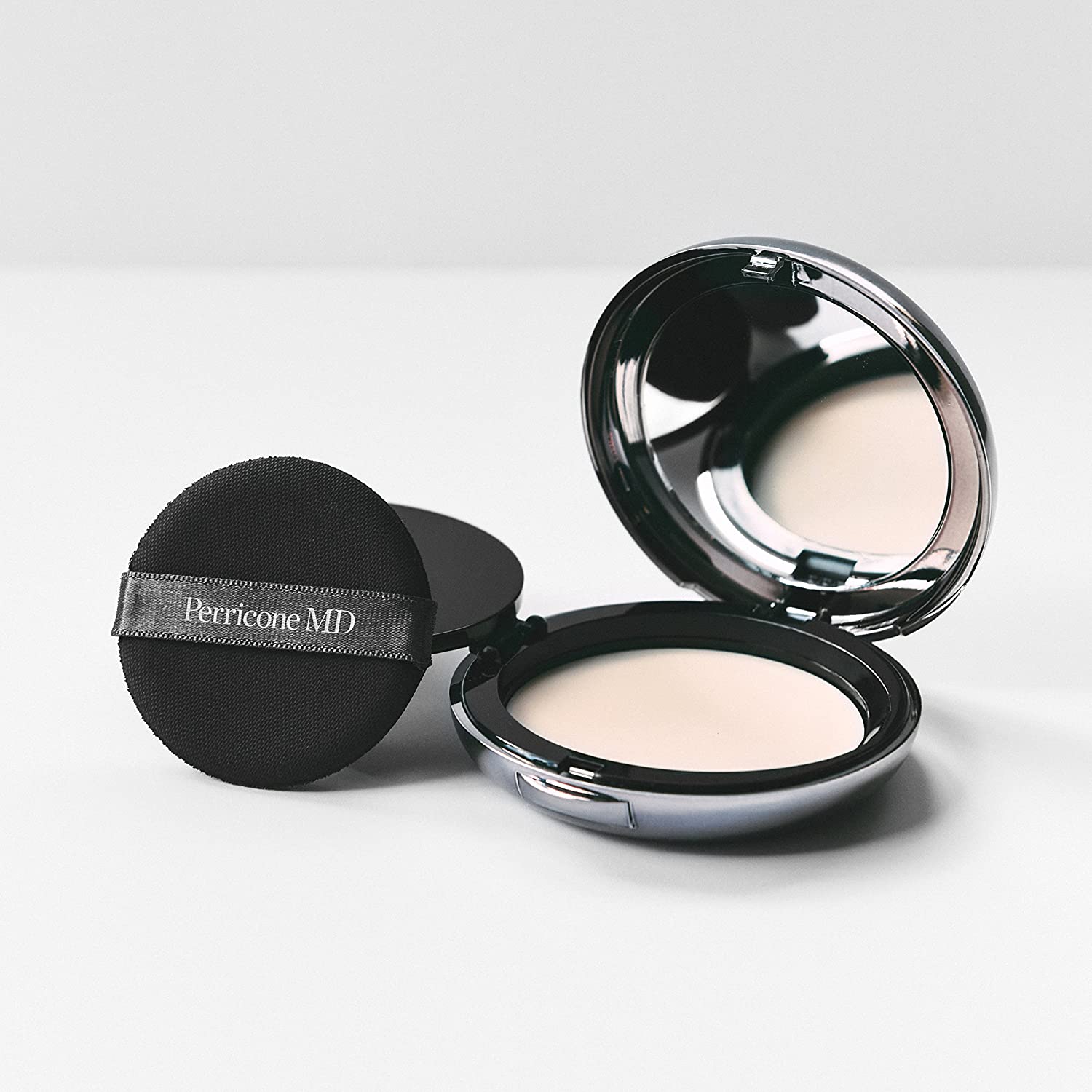 Perricone MD No Makeup Instant Blur Compact 10g, Lightweight, Fragrance-Free Face Primer to Blur Pores, Redness & Wrinkles - Image 4