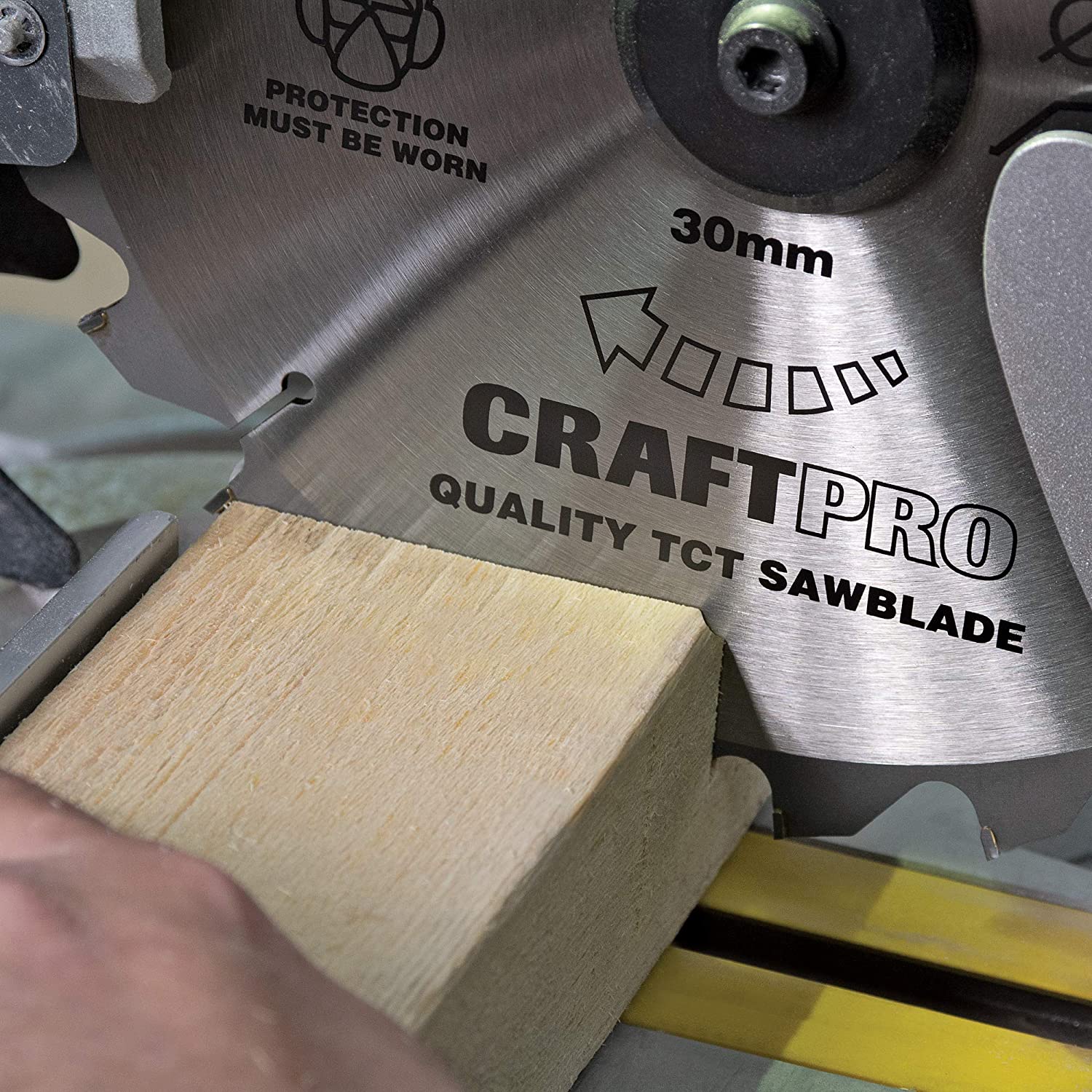 Trend Aluminium & Plastic Circular Saw Blade, 305mm Diameter, 30mm Bore, 84 Teeth, 3mm Kerf, -6° Hook, TCT, Extra-Fine Finish - Image 3