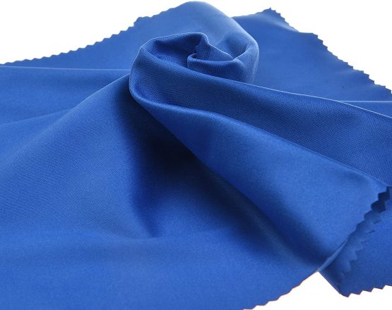 Kare & Kind 5x Microfiber Cleaning Cloths - 8 x 8 inches - for Cleaning Glasses, Eyeglasses, Camera Lens, iPad, Tablet, Smartphone, Laptop, Computer, TV and LCD Screens and other Delicate Surfaces - Image 3