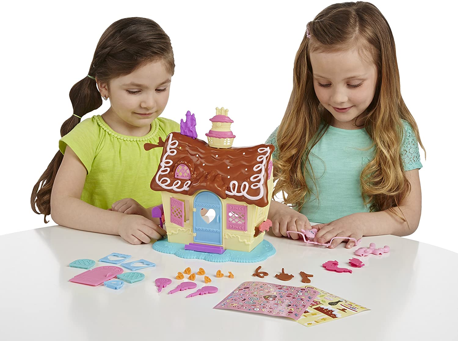 My Little Pony Pop Pinkie Pie Sweet Shoppe Playset - Image 3