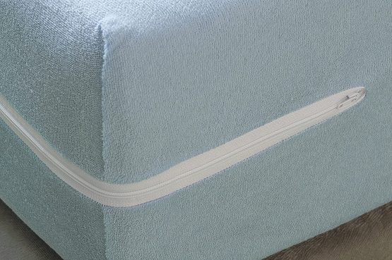 Velfont - Zipped Mattress Cover, Fully Enclosed Mattress Protector with Zip. Cotton Terry Towelling Elastic fabric. Encased Mattress Protector (Blue, King Size (150x190/200 cm)) - Image 2